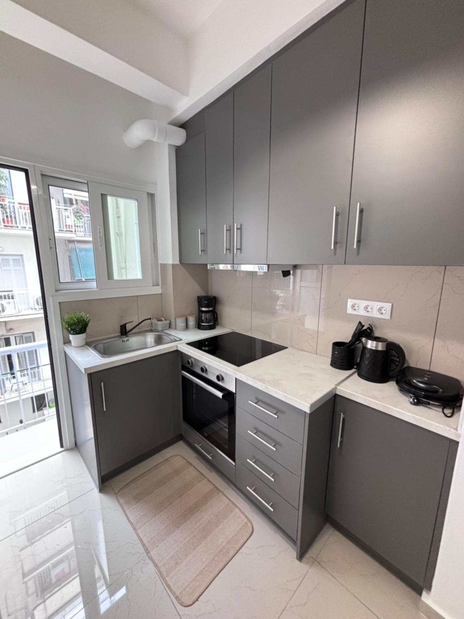 Cozy Apartment In The Heart Of Ateny Zewnętrze zdjęcie